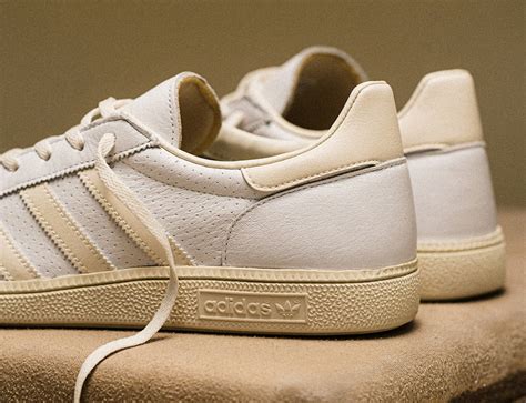 adidas handball spezial offwhite|adidas handball schuhe weiß.